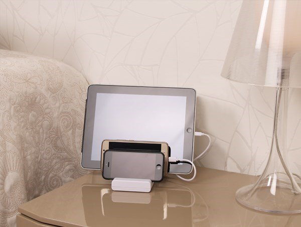 Charging Station for Smartphones and Tablets